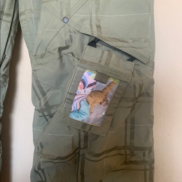 Burton New Without Tags - Picture 2 of 7